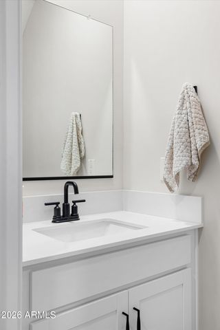 2822 W White Feather Lane, Phoenix, AZ 85085