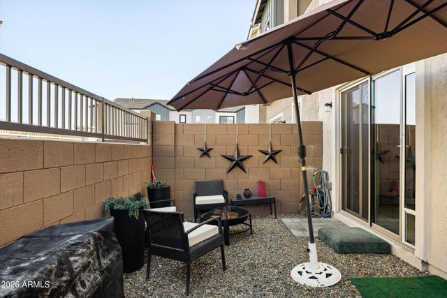 2822 W White Feather Lane, Phoenix, AZ 85085