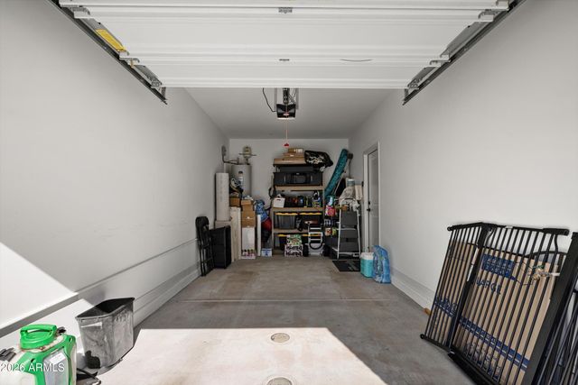 2822 W White Feather Lane, Phoenix, AZ 85085