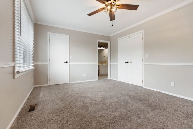 1102 Amberwood Drive, Crystal Lake, IL 60014