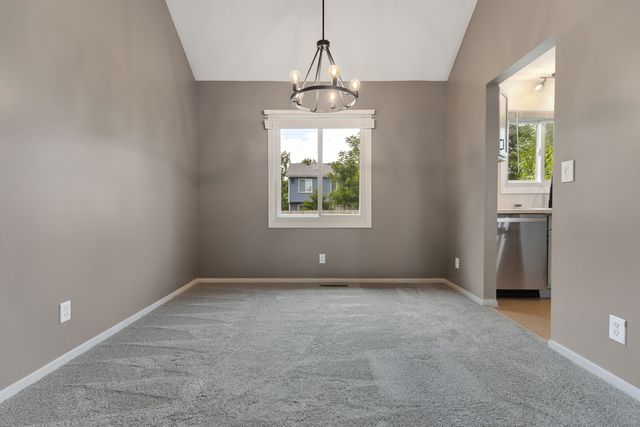 1102 Amberwood Drive, Crystal Lake, IL 60014