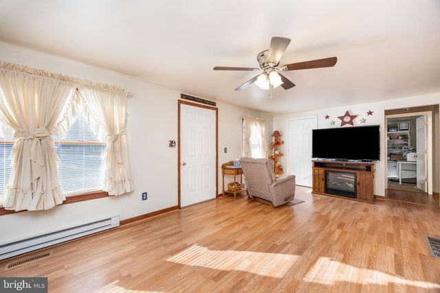 911 OUTTEN RD, Salisbury, MD 21804