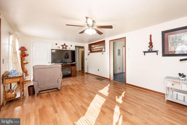 911 OUTTEN RD, Salisbury, MD 21804