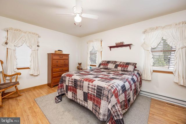 911 OUTTEN RD, Salisbury, MD 21804