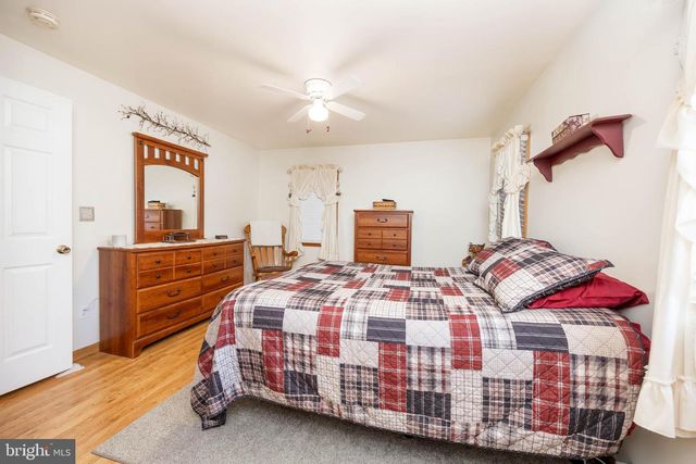 911 OUTTEN RD, Salisbury, MD 21804