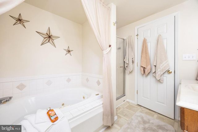 911 OUTTEN RD, Salisbury, MD 21804