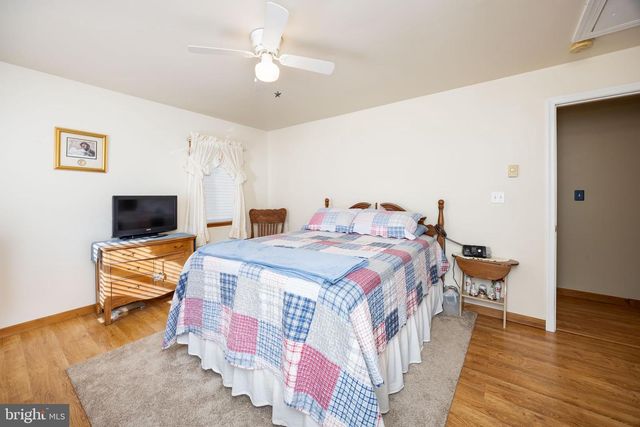 911 OUTTEN RD, Salisbury, MD 21804