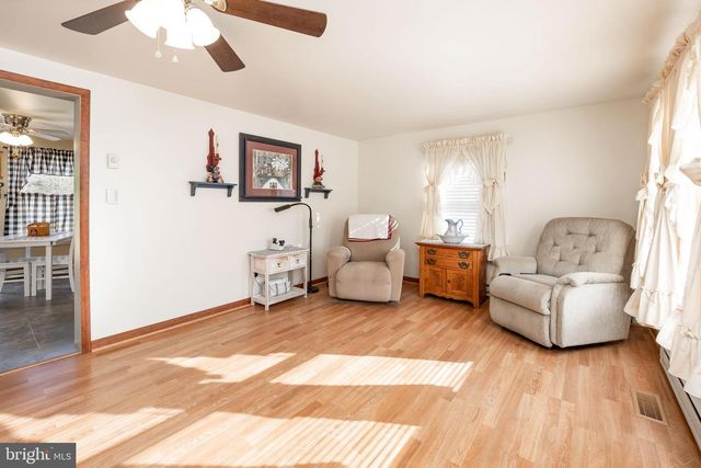 911 OUTTEN RD, Salisbury, MD 21804