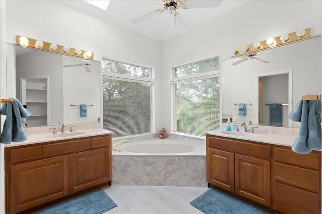 124 Hurst Creek RD, Austin, TX 78734