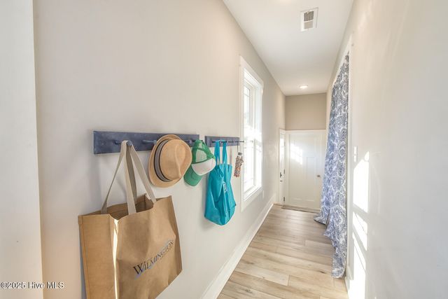 2401 Westminister Way, Wilmington, NC 28405