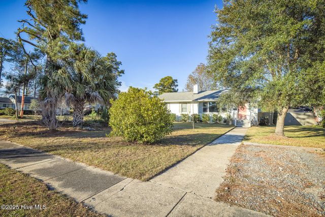 2401 Westminister Way, Wilmington, NC 28405