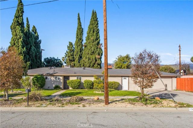 25820 Date Street East, San Bernardino, CA 92404