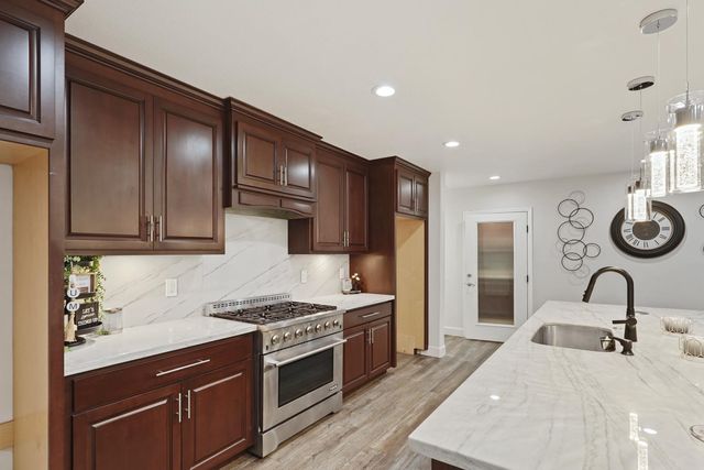 1507 Holly Dr, Lodi, CA 95242