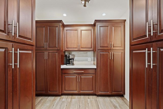 1507 Holly Dr, Lodi, CA 95242