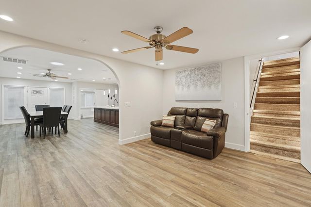 1507 Holly Dr, Lodi, CA 95242