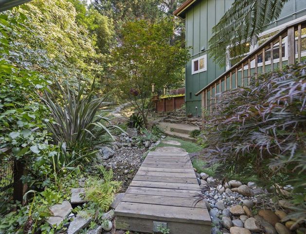 188 El Rancho Drive, Santa Cruz, CA 95060