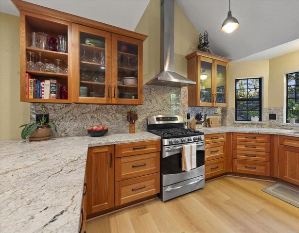 188 El Rancho Drive, Santa Cruz, CA 95060