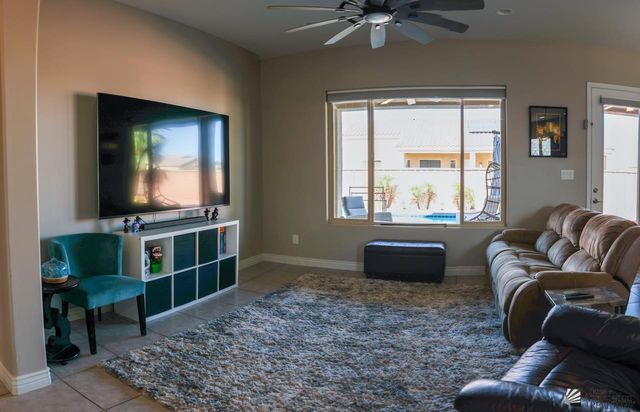 3587 S Woodpecker Dr, Yuma, AZ 85365