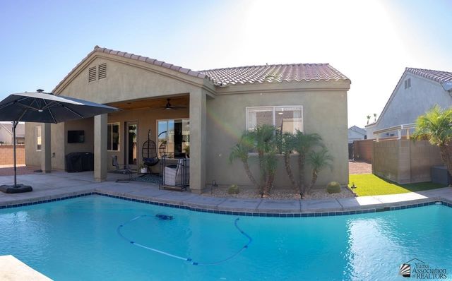 3587 S Woodpecker Dr, Yuma, AZ 85365