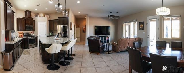 3587 S Woodpecker Dr, Yuma, AZ 85365