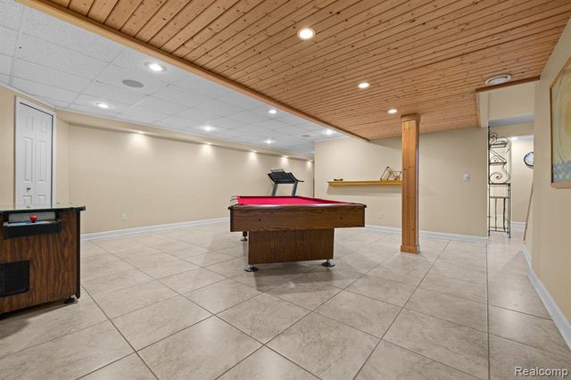 23152 Demick Court, Flat Rock, MI 48134