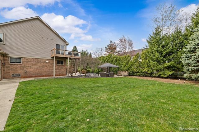 23152 Demick Court, Flat Rock, MI 48134