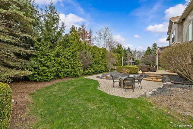 23152 Demick Court, Flat Rock, MI 48134