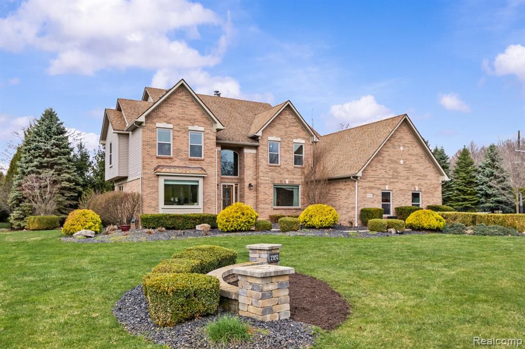 23152 Demick Court, Flat Rock, MI 48134