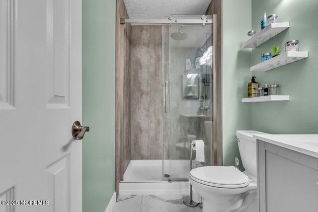 65 Townsend Court 213, Franklin Park, NJ 08823