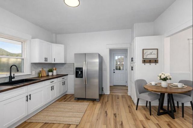 912 Hancock Street SE, Grand Rapids, MI 49507