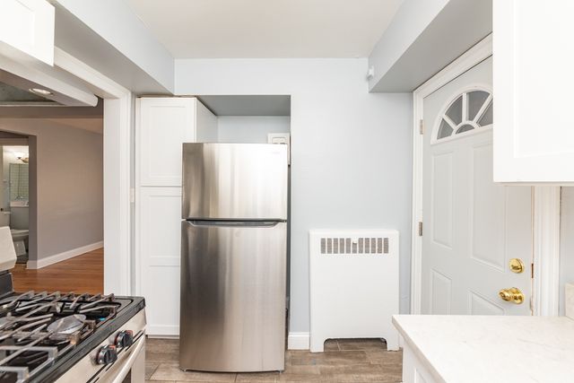 227 Custer Avenue 2, Evanston, IL 60202