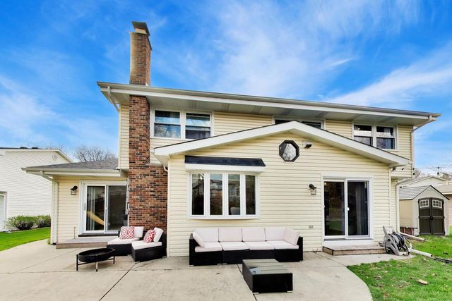 5S671 Buttonwood Court, Naperville, IL 60540