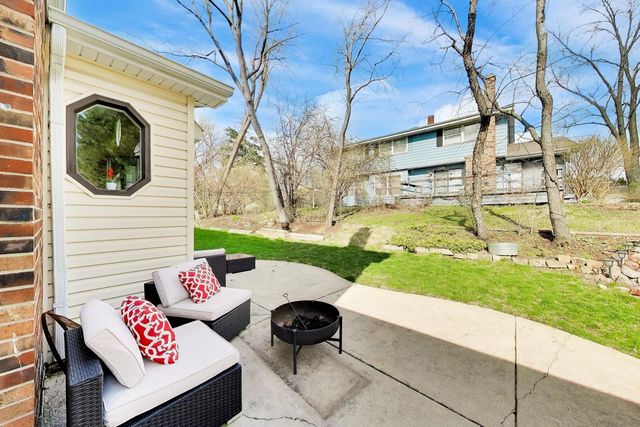 5S671 Buttonwood Court, Naperville, IL 60540