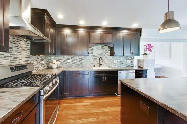 5S671 Buttonwood Court, Naperville, IL 60540