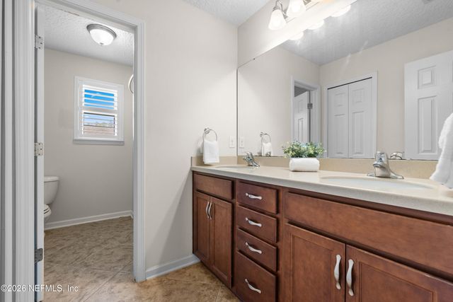 157 LONGWOOD Street, St. Johns, FL 32259