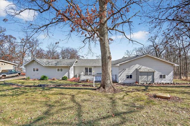 57 Winnebago Drive, Edgerton, WI 53534
