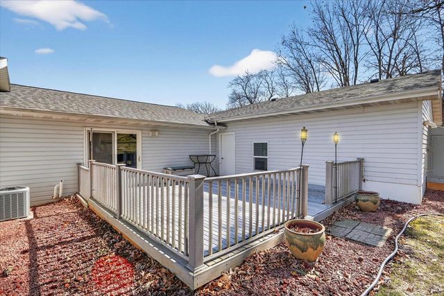 57 Winnebago Drive, Edgerton, WI 53534