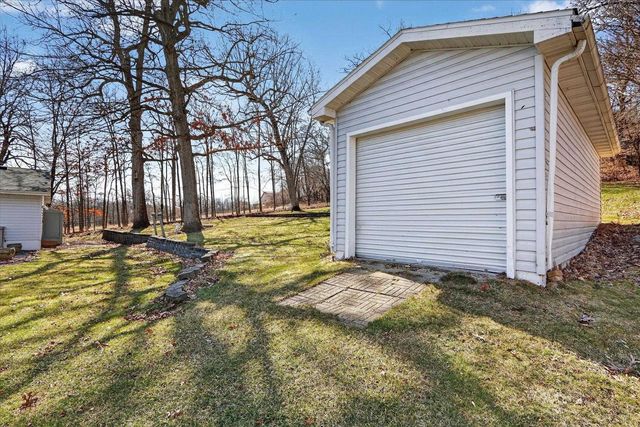 57 Winnebago Drive, Edgerton, WI 53534