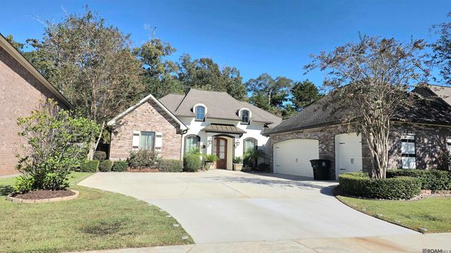 18167 Villa Trace Ave, Central, LA 70739