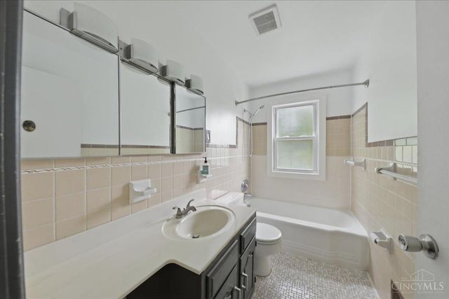 5246 Shepherd Road, Cincinnati, OH 45223