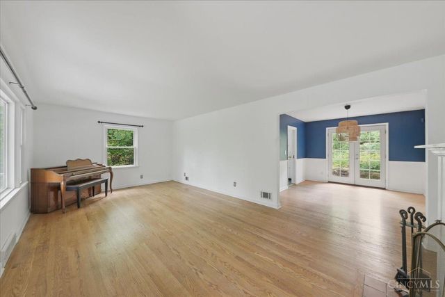 5246 Shepherd Road, Cincinnati, OH 45223