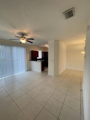 1021 SE 23rd Ave 1, Homestead, FL 33035