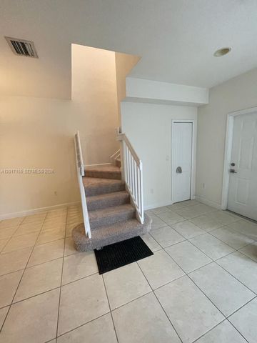 1021 SE 23rd Ave 1, Homestead, FL 33035