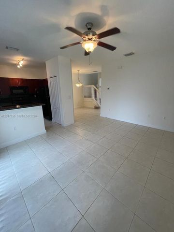 1021 SE 23rd Ave 1, Homestead, FL 33035