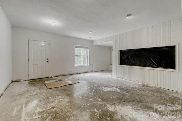 121 Edgerly Court, Charlotte, NC 28214