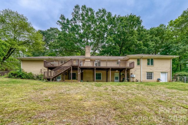 121 Edgerly Court, Charlotte, NC 28214