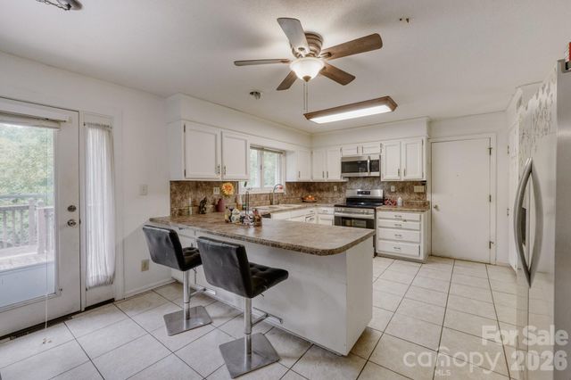 121 Edgerly Court, Charlotte, NC 28214