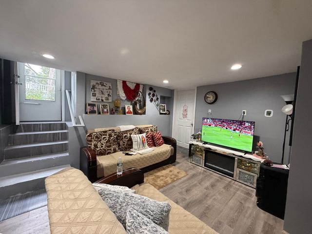 71 Myrtle St, Brockton, MA 02301
