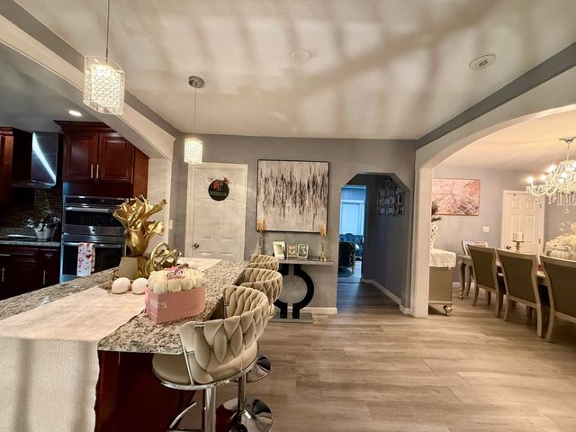 71 Myrtle St, Brockton, MA 02301