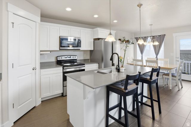 13073 S CANNON VIEW DR, Riverton, UT 84096